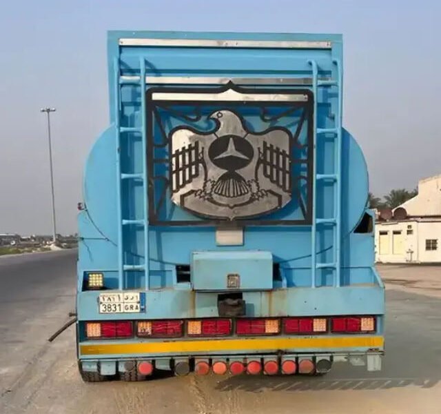 Mercedes Bouz Model 1977